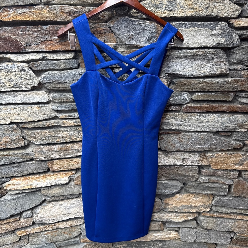 Formal party dress, sweetheart top, blue Guess dress